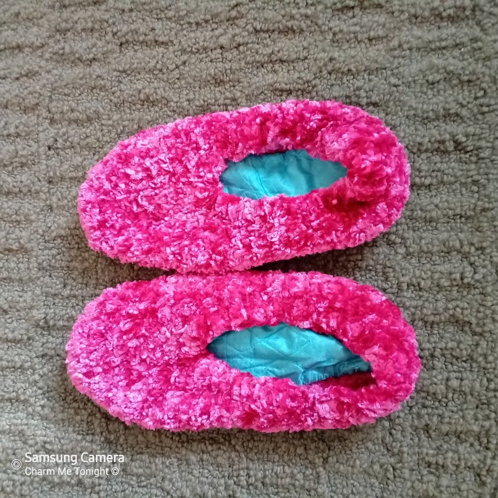 Pink Fuzzy Slippers - Picture 2 of 4